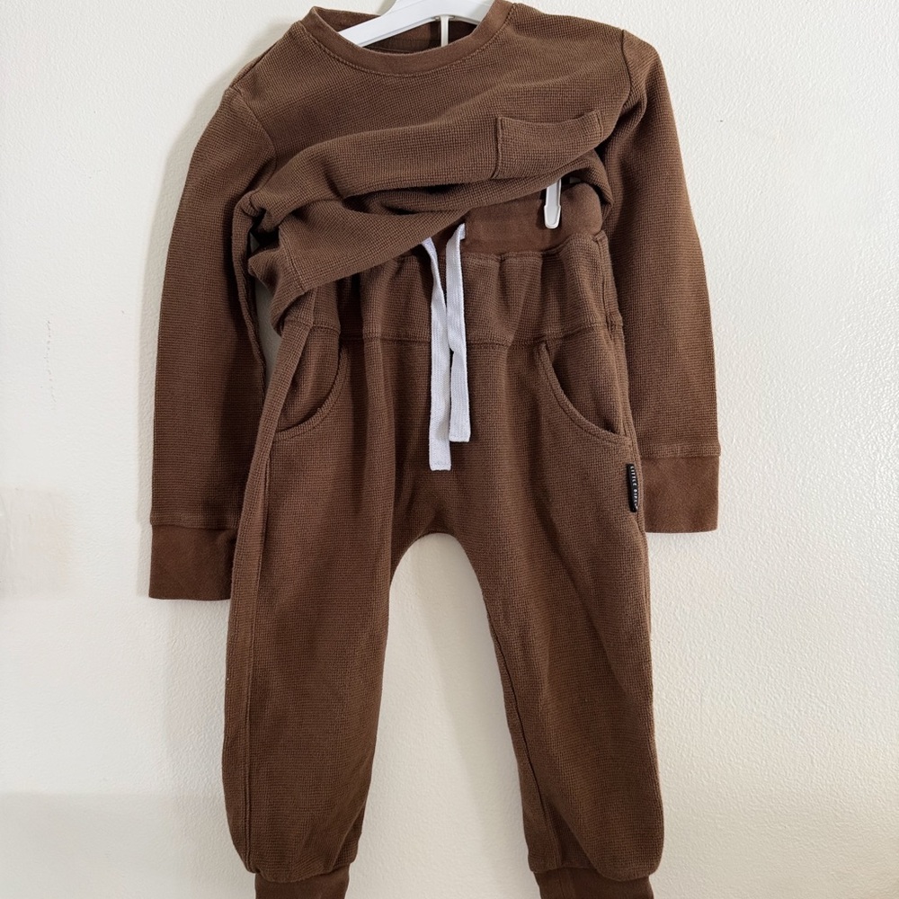 Little Bipsy Brown Waffle Set